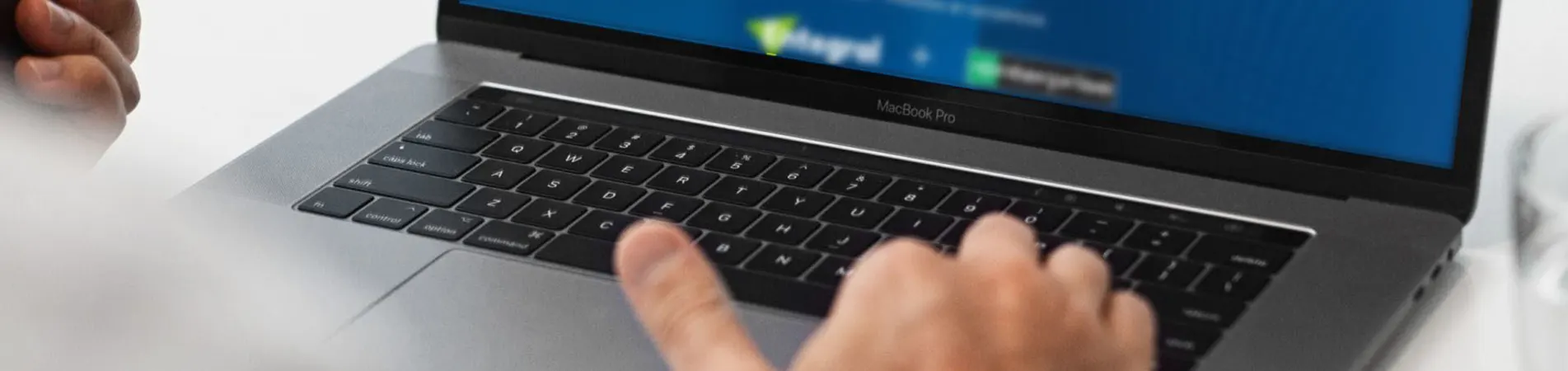 أرسل الاستفسار